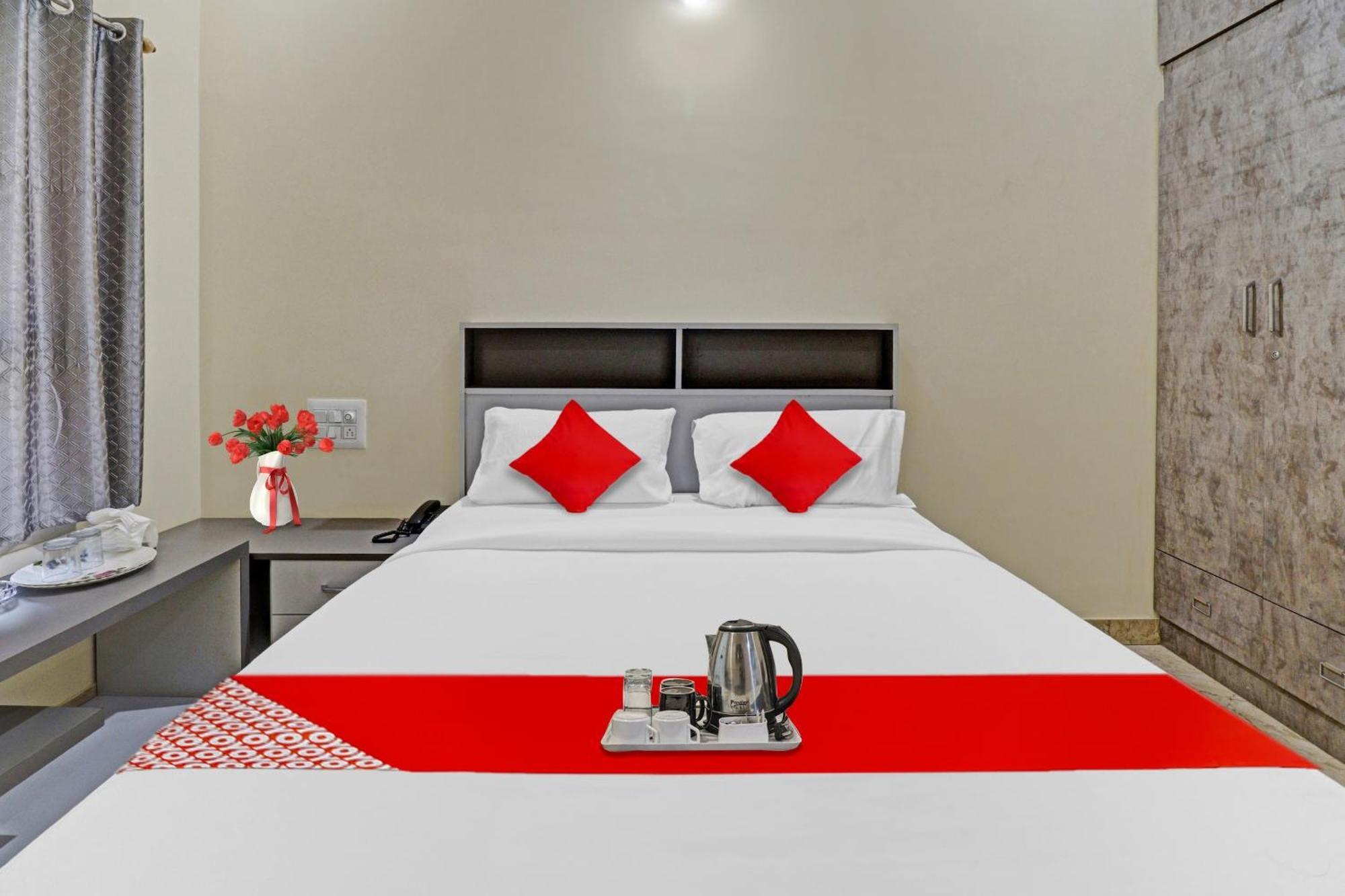 Hotel O I Care With Greenery Comforts Tumkur Exterior photo